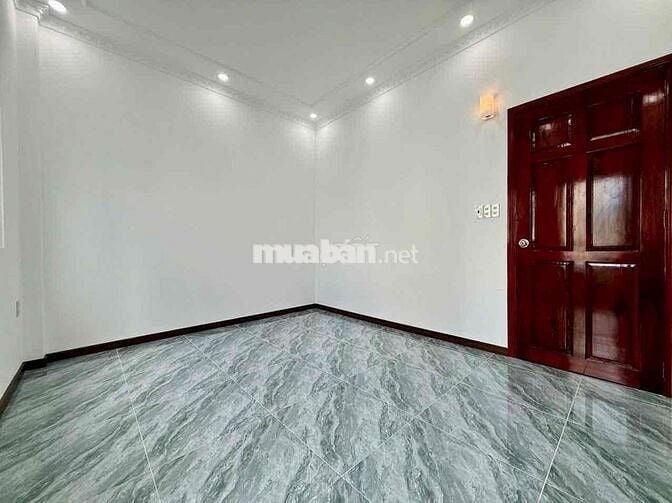 Nhà Trệt Lầu 2pngu, hoàn công, hẻm 138 Trần Hưng Đạo