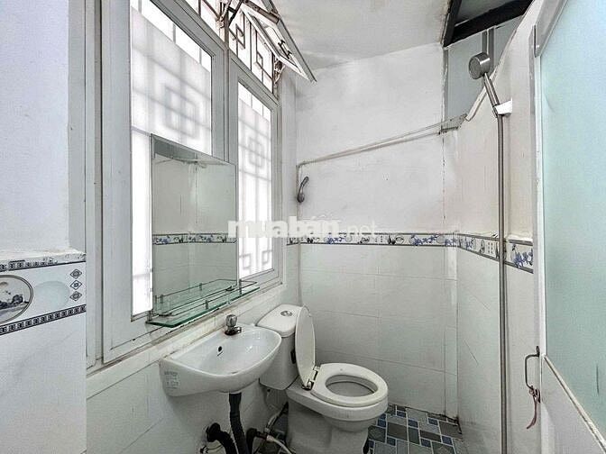 CHDV, Phòng trọ full nội thất giá rẻ gần ĐH Y Dược, ĐH UEH cs2, …