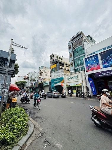Cho Thuê Nhà 291a Tô Hiến Thành, P.13, Quận 10 - Ngang 13x66m
