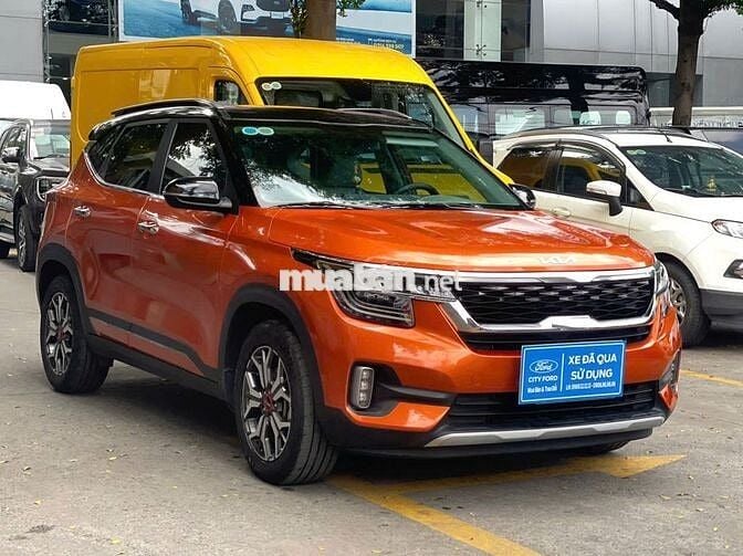 Kia Seltos 2022 Premium 1.6 AT - 35003 km