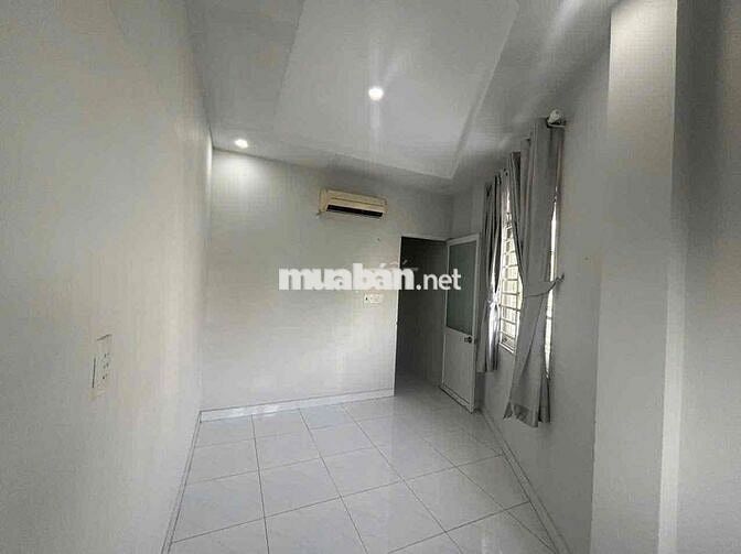 🍀🍀Cho thuê nguyên căn hẻm 88 Nguyễn Văn Quỳ - Quận 7  - DT : 56m2 . 2P