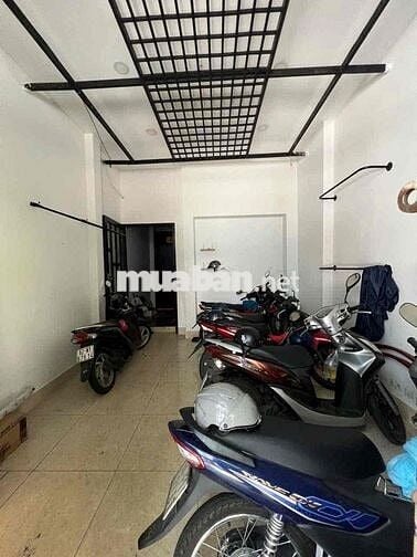 Cho Thuê MTNB đường Bầu cát 9 : 4 x 12 M đúc 4 lầu : 5 PN , 5 WC
