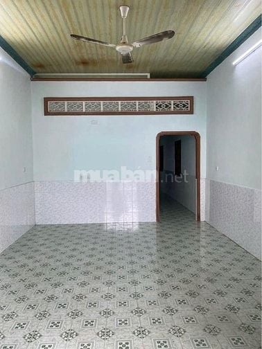 Cần bán ngay sau chợ thới tứ thới tam thôn giá 720 triệu sổ hồng riêng