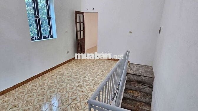 Cho Thuê Nhà 2 Tầng 60m Phố Thạch Long Biên Giá 5,5 Triệu Điện Nước gd
