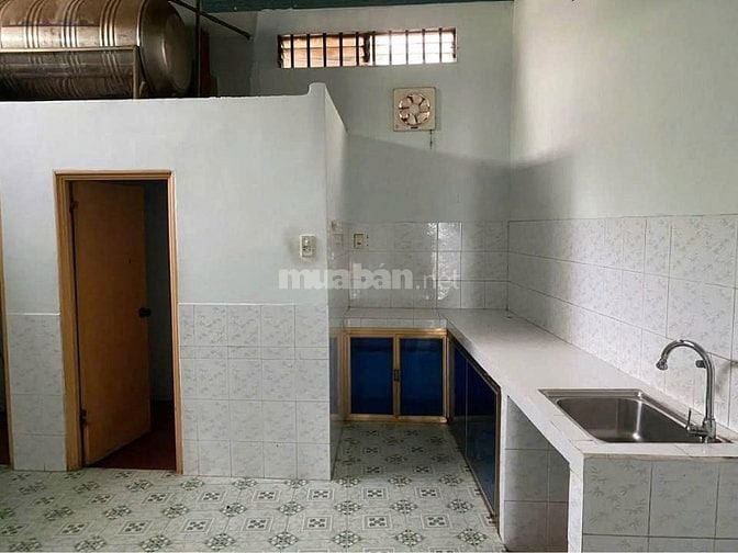 Cần bán ngay sau chợ thới tứ thới tam thôn giá 720 triệu sổ hồng riêng