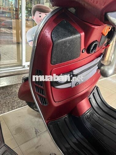 vespa gts nhập ý