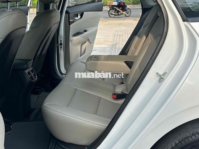 Kia Cerato 2021 1.6 AT Deluxe - 66000 km