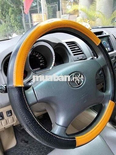 Toyota Fortuner 2010 2.5G - 15 km