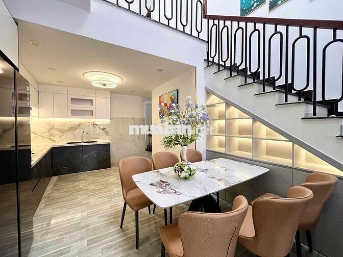 🇻🇳Nhà đẹp kiệt ô tô 4m cách chợ Chiều chỉ vài bước chân