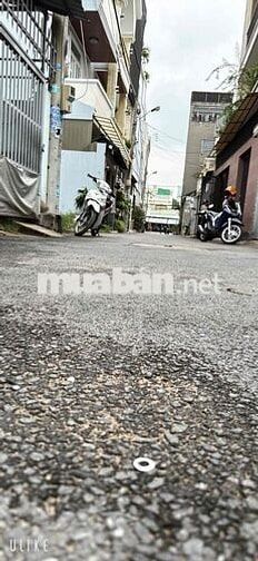 Phạm Văn Đồng Khu Phân Lô 300 M2 /Chỉ 15 Tỷ hai mặt tiền FULL Thổ Cư c