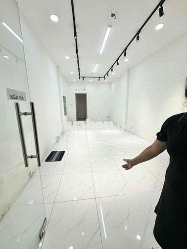 CHO THUÊ NHÀ MẶT TIỀN SẦM UẤT ,GẦN BV THỦ ĐỨC,CHỢ TAM HÀ,SẴN MÁY LẠNH