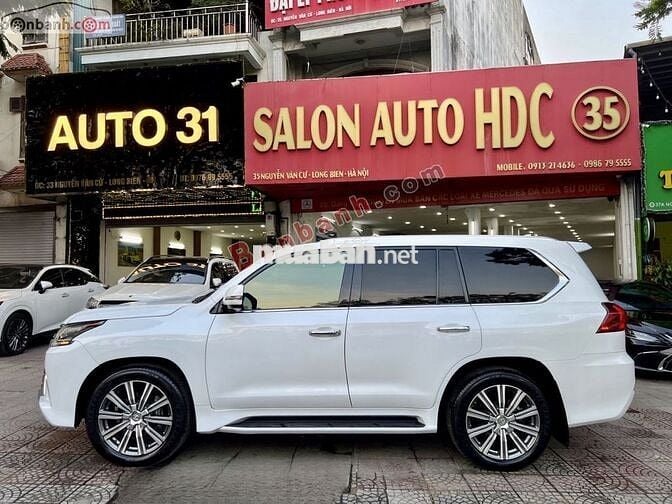 Lexus LX570 sản xuất năm 2016