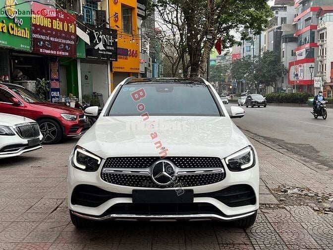 -GLC300 4matic xe sản xuất năm 2020