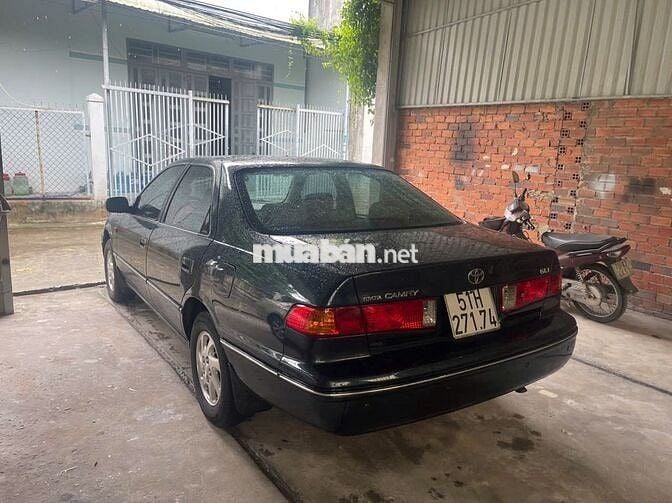Toyota Camry 2001 rất đẹp