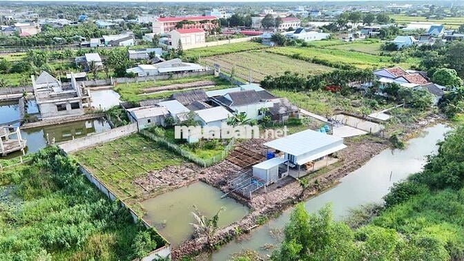 Bán khu vườn nghỉ dưỡng, trồng cây ăn trái,phú thạnh,tân phú đông TG