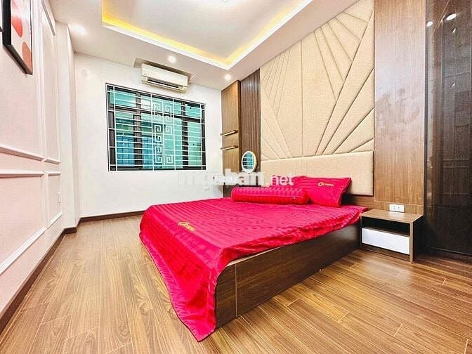 cho thuê tầng 2 gồm 2PN 1VS khép kín, nhà mới đủ đồ