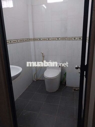 Nhà sạch sẽ thoáng mát cho thuê lâu dài
