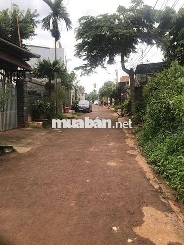 BÁN ĐẤT HẺM NGUYỄN CHÍ THANH, BUÔN MA THUỘT, ĐẮK LẮK; 2,6 TỶ