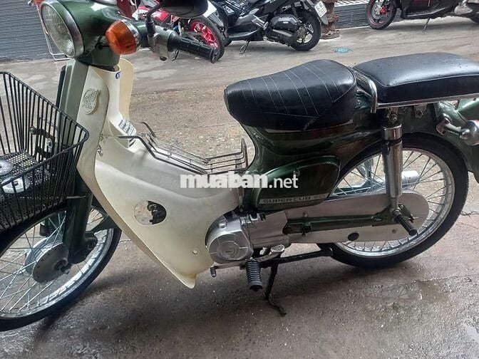 Cúp nhật đề
