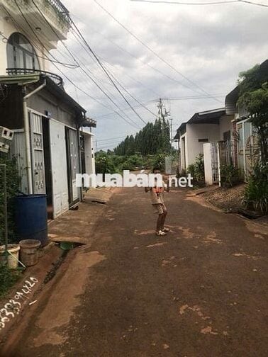 BÁN ĐẤT HẺM NGUYỄN CHÍ THANH, BUÔN MA THUỘT, ĐẮK LẮK; 2,6 TỶ