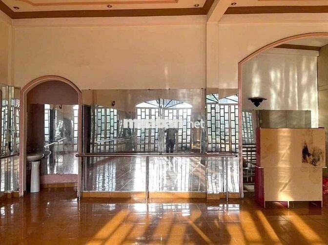 MB Ngang 12m MT Nguyễn Xuân Khoát,Tân Phú (1 trệt 1 lầu, lối điriêng)