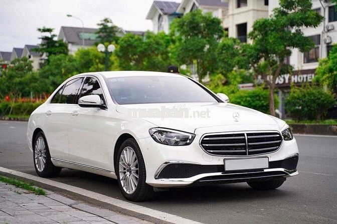 Mercedes Benz E Class 2019 E200 Sport - 40000 km