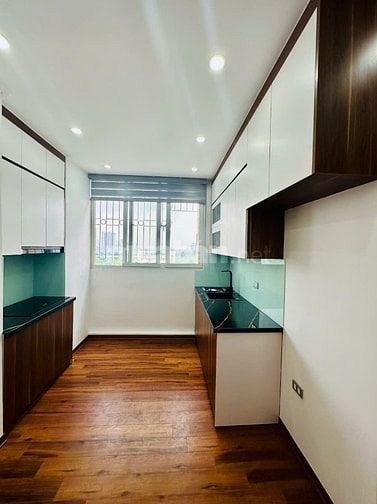 Chính chủ cần bán nhanh CHCC toà B11C nam trung yên trung hoà cầu giấy