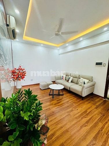 Chính chủ cần bán nhanh CHCC toà B11C nam trung yên trung hoà cầu giấy