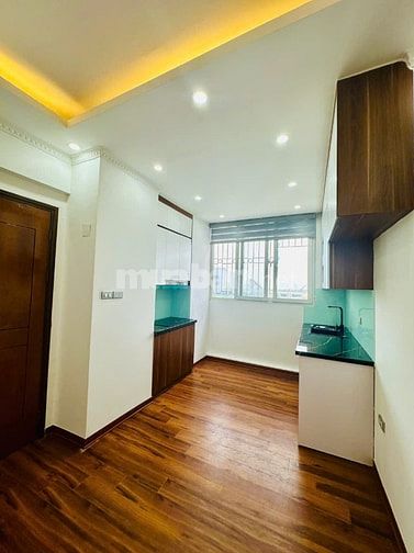 Chính chủ cần bán nhanh CHCC toà B11C nam trung yên trung hoà cầu giấy