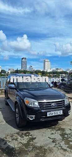 Ford Everest 2009 2.5L 4x4 MT - 250000 km