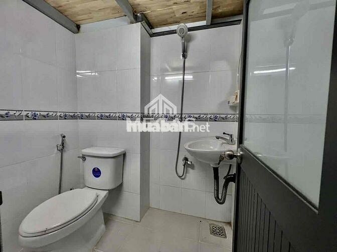 CHO THUÊ PHÒNG TRỌ GIÁ RẺ Ở BÀ ĐIỂM, SAU LƯNG BẾN XE AN SƯƠNG