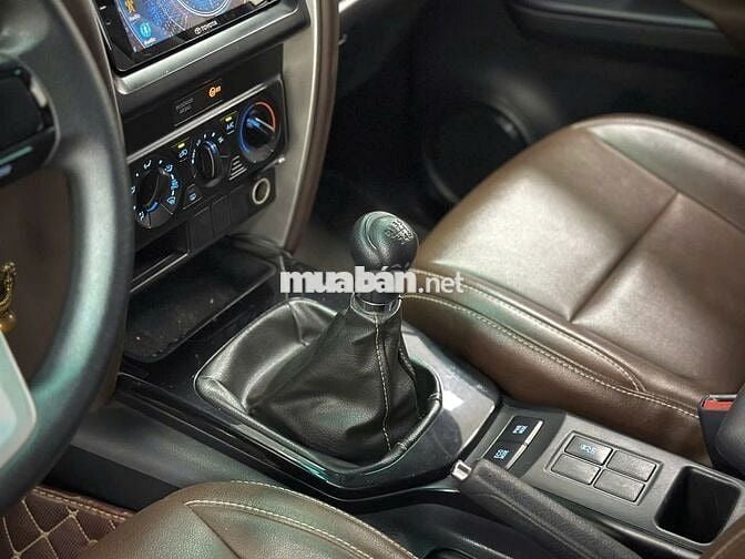 Toyota Fortuner 2019 Xe Gia Đình - 20000 km