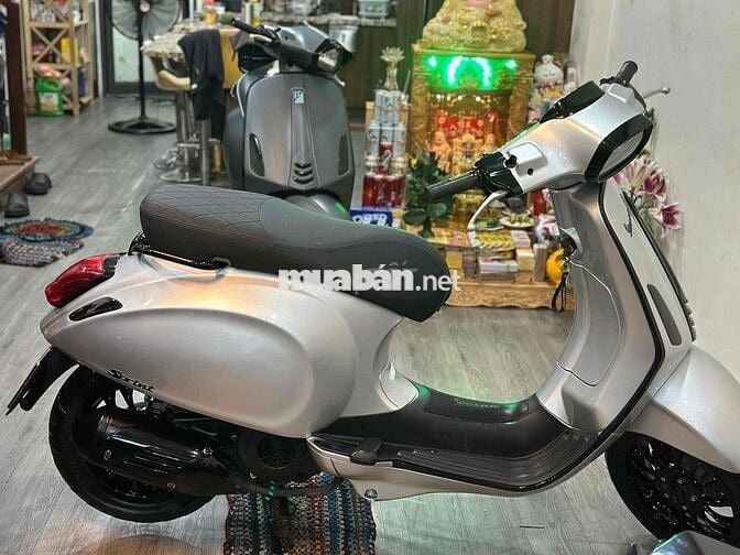 Vespa sprint 2016 bạc pocher siêu đẹp nợ xấu 13tr