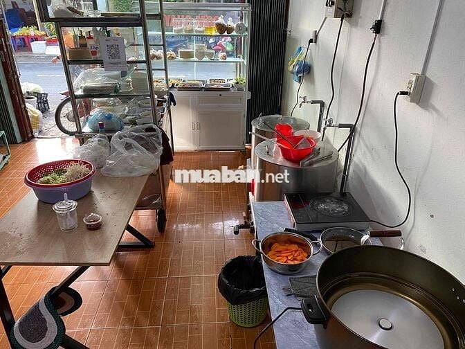 SANG MẶT BẰNG, MẶT TIỀN ĐƯỜNG ĐÔNG ĐÚC, GẦN 3 TRƯỜNG HỌC, CHỢ