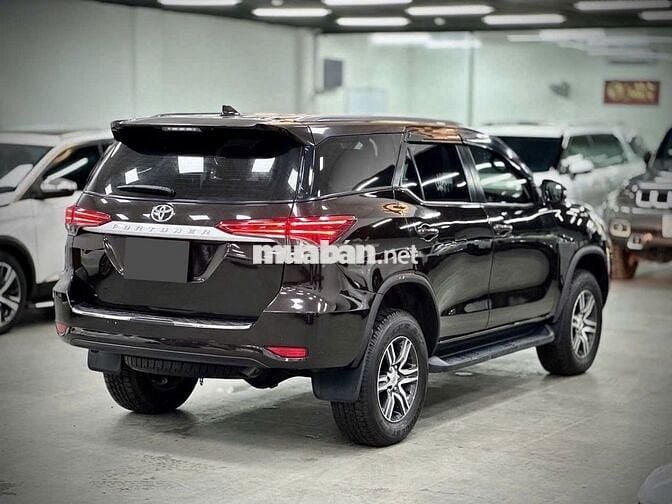 Toyota Fortuner 2019 Xe Gia Đình - 20000 km