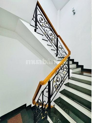 🌈 NHÀ 3LẦU MỚI CÓ THANG MÁY , HXH ĐƯỜNG NGUYÊN HỒNG , P1 , QUẬN - GV