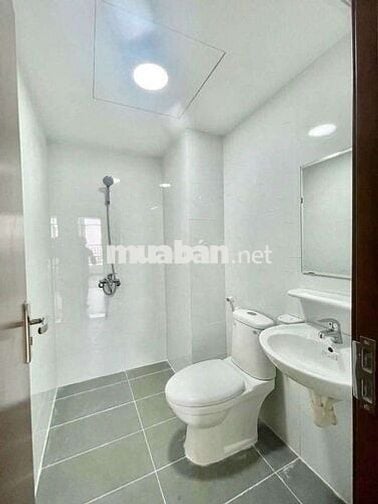 Iris Tower, 55 m², tầng 8, sổ hồng: 1,560 tỷ. Nhận ký gửi