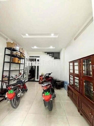 🌹MT Bàu Cát 8, 76m2, 3 tầng, Dt: 5.1 x 15, Giá 14.2 tỷ 🌹 Phường 11 - T