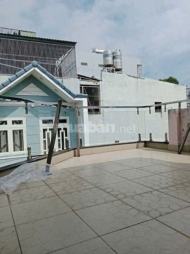 CHO THUÊ NHÀ 2 MT HẺM THÔNG 4M. SAU 1 CĂN MT LÊ VĂN THỌ. GIÁ 10TR/TH