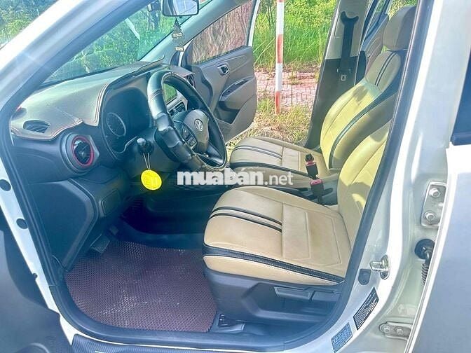 Hyundai Grand i10 2022 1.2 AT chính chủ cần bán