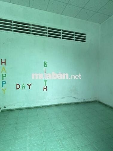 Nhà sử dụng 90m2 2P ngủ gần chợ Bình Thủy