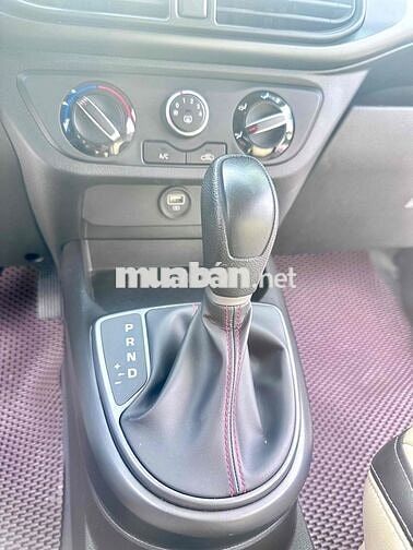 Hyundai Grand i10 2022 1.2 AT chính chủ cần bán