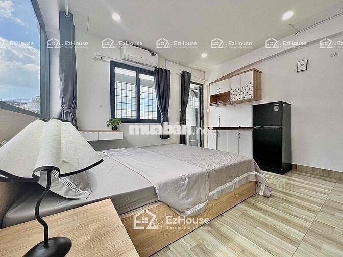 Trống Lại Căn Hộ StudiO Ban Công Full Nội Thất