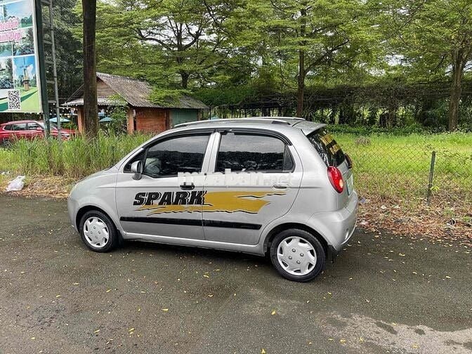 Chevrolet Spark 2011 LT 0.8 MT - 6879 km