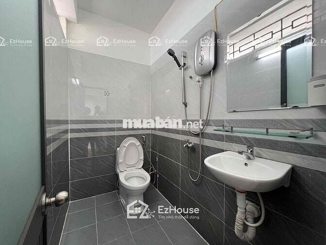 Trống Lại Căn Hộ StudiO Ban Công Full Nội Thất