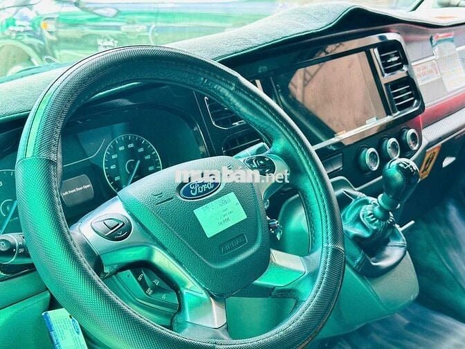 Ford Transit 2023. 1 chủ từ đầu. Sơn zin 95%