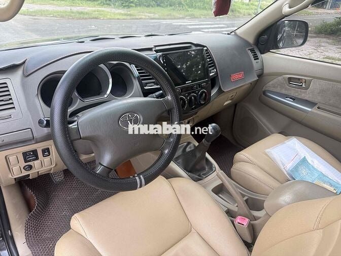 Toyota Fortuner 2011 2.5G máy dầu tuyệt zin