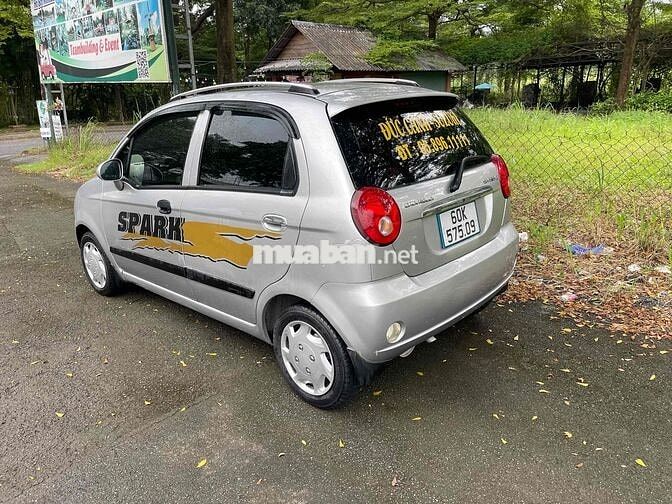 Chevrolet Spark 2011 LT 0.8 MT - 6879 km