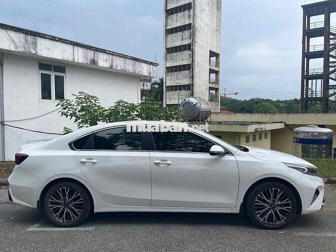 Kia K3 2022 1.6 Premium - 153000 km