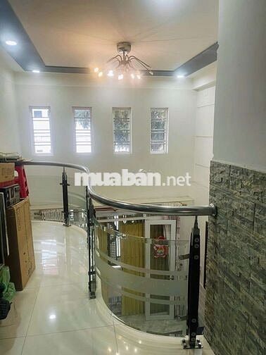 NHÀ ĐẸP FULL NỘI THẤT - 4PN - ĐƯỜNG TO RỘNG RÃI